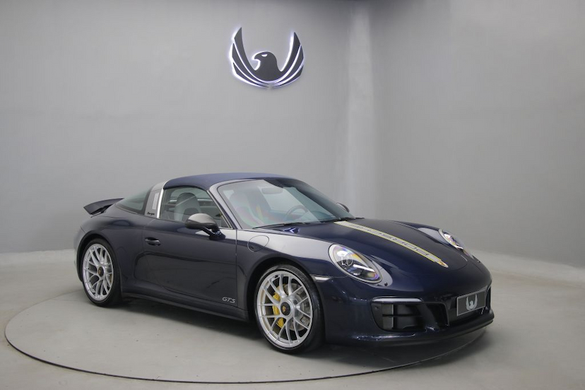 Foto do veículo PORSCHE 911  2019 11.580 KM R$ 1.350.000,00