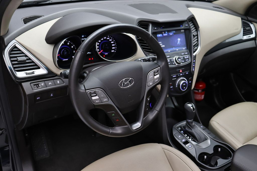 Foto do veículo Hyundai GRAND SANTA FÉ  2016 75.380 KM R$ 148.000,00