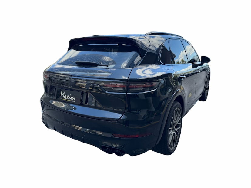 Foto do veículo PORSCHE CAYENNE 3.0 V6 E-HYBRID PLATINUM EDITION AWD TIPTRONIC S 2023 8.200 KM R$ 598.000,00