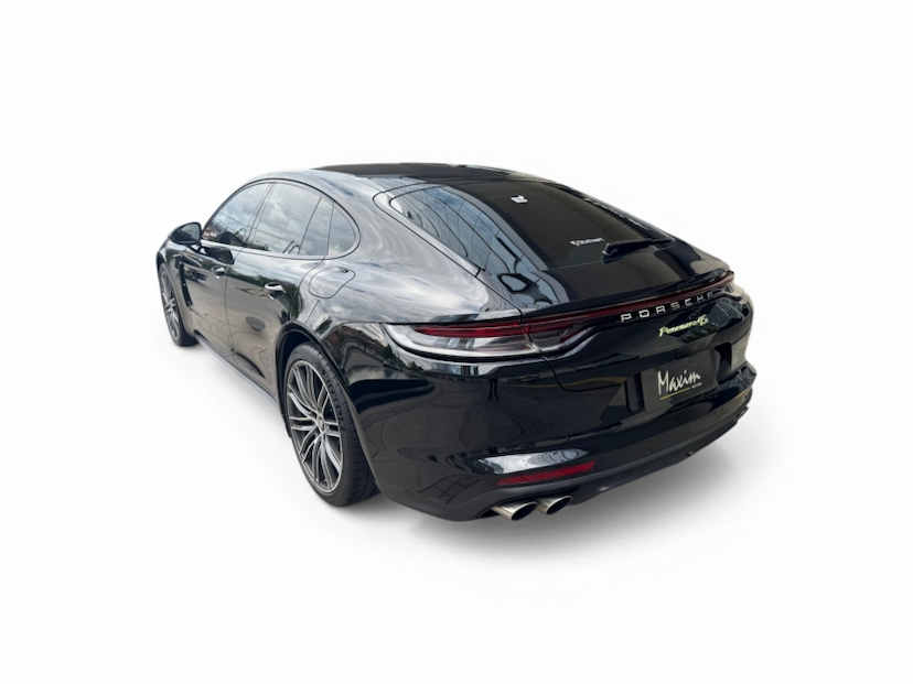 Foto do veículo PORSCHE PANAMERA 2.9 V6 E-HYBRID 4S PDK 2023 17.800 KM R$ 648.900,00