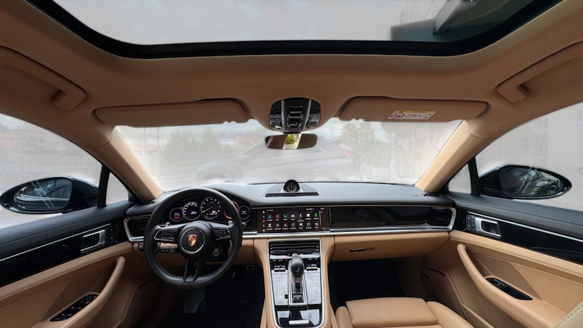 Foto do veículo PORSCHE PANAMERA 2.9 V6 E-HYBRID 4S PDK 2023 17.800 KM R$ 648.900,00