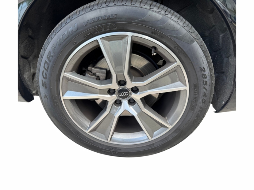 Foto do veículo AUDI Q7 3.0 V6 TDI DIESEL PERFORMANCE TIPTRONIC 2019 45.000 KM R$ 249.900,00