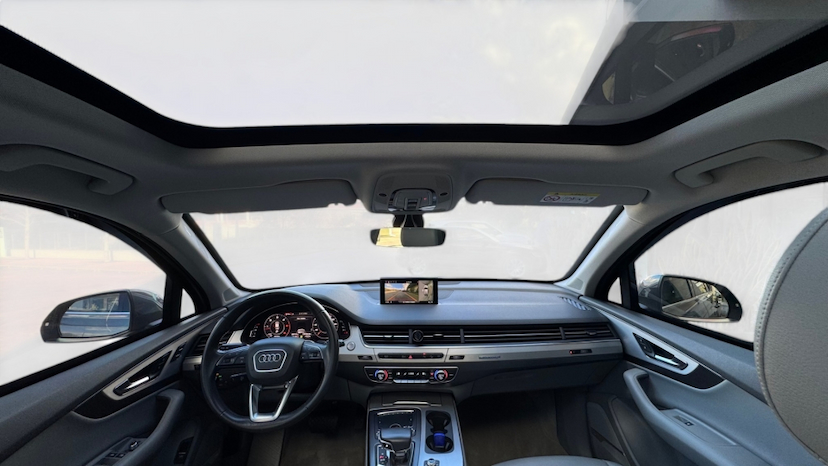 Foto do veículo AUDI Q7 3.0 V6 TDI DIESEL PERFORMANCE TIPTRONIC 2019 99.700 KM R$ 229.900,00