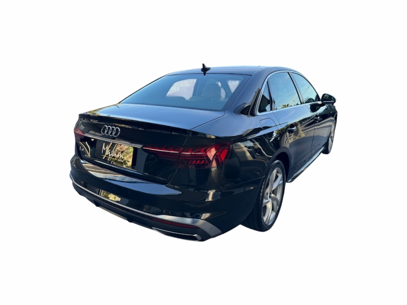 Foto do veículo AUDI A4 2.0 TFSI GASOLINA PRESTIGE PLUS S TRONIC 2022 67.101 KM R$ 182.900,00
