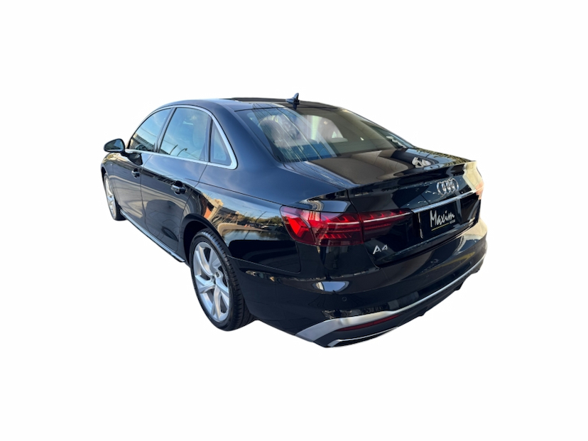 Foto do veículo AUDI A4 2.0 TFSI GASOLINA PRESTIGE PLUS S TRONIC 2022 67.101 KM R$ 182.900,00