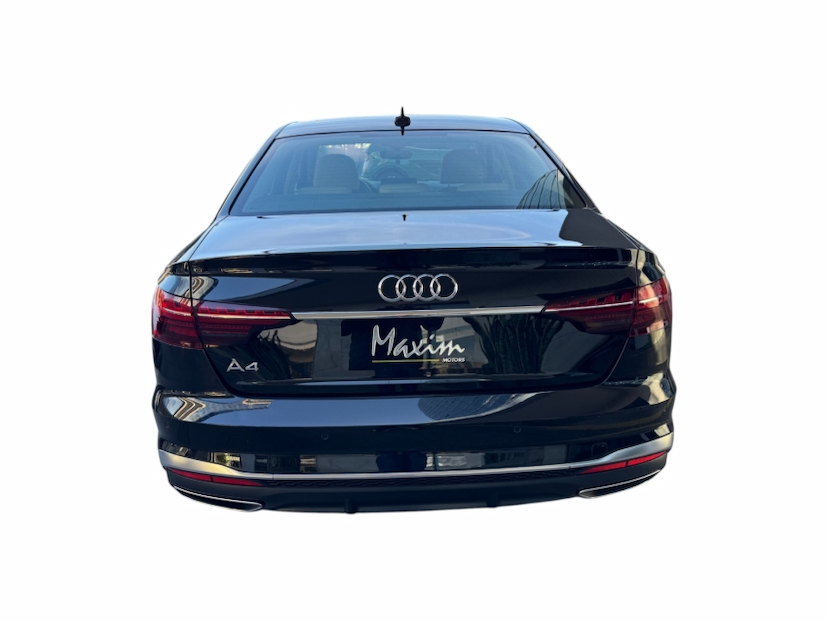 Foto do veículo AUDI A4 2.0 TFSI GASOLINA PRESTIGE PLUS S TRONIC 2022 67.101 KM R$ 182.900,00