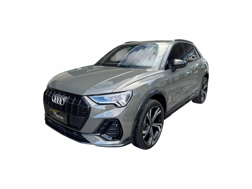 Foto do veículo AUDI Q3 2.0 40 TFSI GASOLINA PERFORMANCE BLACK QUATTRO TIPTRONIC 2024 33.800 KM R$ 249.900,00