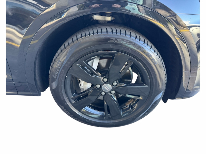 Foto do veículo AUDI Q5 2.0 TFSI GASOLINA PRESTIGE S TRONIC 2020 95.130 KM R$ 149.990,00