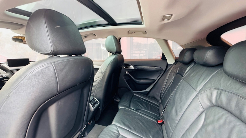 Foto do veículo AUDI Q3 1.4 TFSI AMBIENTE GASOLINA 4P S TRONIC 2016 138.000 KM R$ 79.900,00