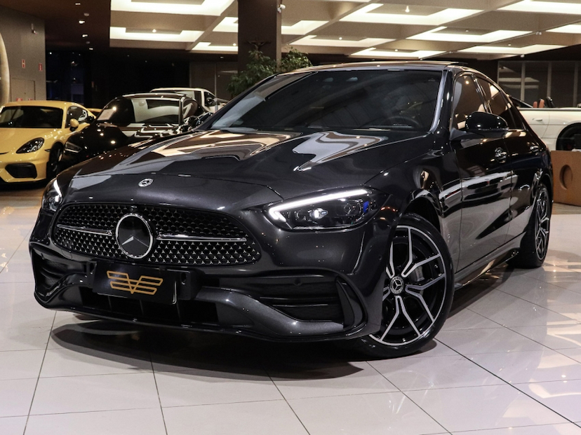 Foto do veículo MERCEDES-BENZ C 300 2.0 EQ BOOST HÍBRIDO AMG LINE 9G-TRONIC 2022 30.990 KM R$ 299.000,00