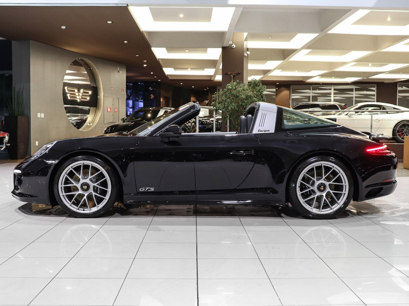Foto do veículo PORSCHE 911 3.0 24V H6 GASOLINA TARGA 4 GTS PDK 2019 25.690 KM R$ 850.000,00