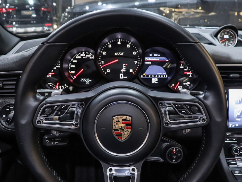 Foto do veículo PORSCHE 911 3.0 24V H6 GASOLINA TARGA 4 GTS PDK 2019 25.690 KM R$ 850.000,00
