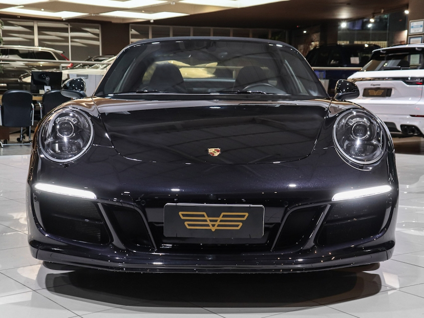 Foto do veículo PORSCHE 911 3.0 24V H6 GASOLINA TARGA 4 GTS PDK 2019 25.690 KM R$ 850.000,00