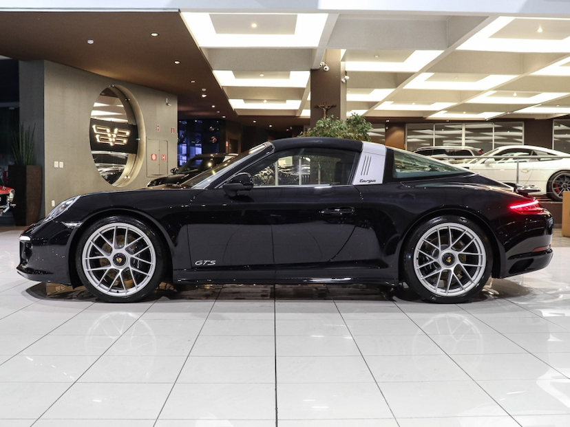 Foto do veículo PORSCHE 911 3.0 24V H6 GASOLINA TARGA 4 GTS PDK 2019 25.690 KM R$ 850.000,00