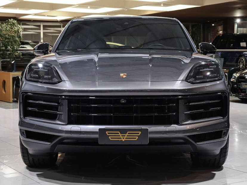 Foto do veículo PORSCHE CAYENNE 4.0 V8 GASOLINA S COUPÉ AWD TIPTRONIC S 2024 23.740 KM R$ 769.000,00