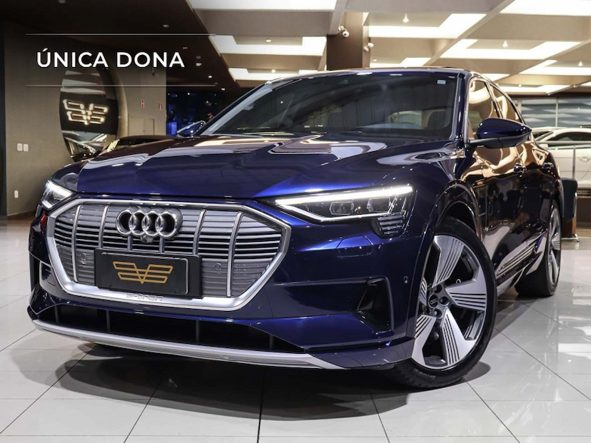 Foto do veículo AUDI E-TRON ELÉTRICO SPORTBACK PERFORMANCE QUATTRO 2022 18.710 KM R$ 279.000,00