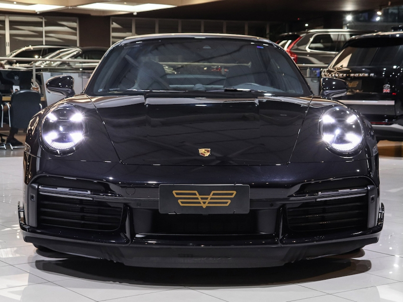 Foto do veículo PORSCHE 911 3.8 24V H6 GASOLINA TURBO S PDK 2024 4.250 KM R$ 1.550.000,00