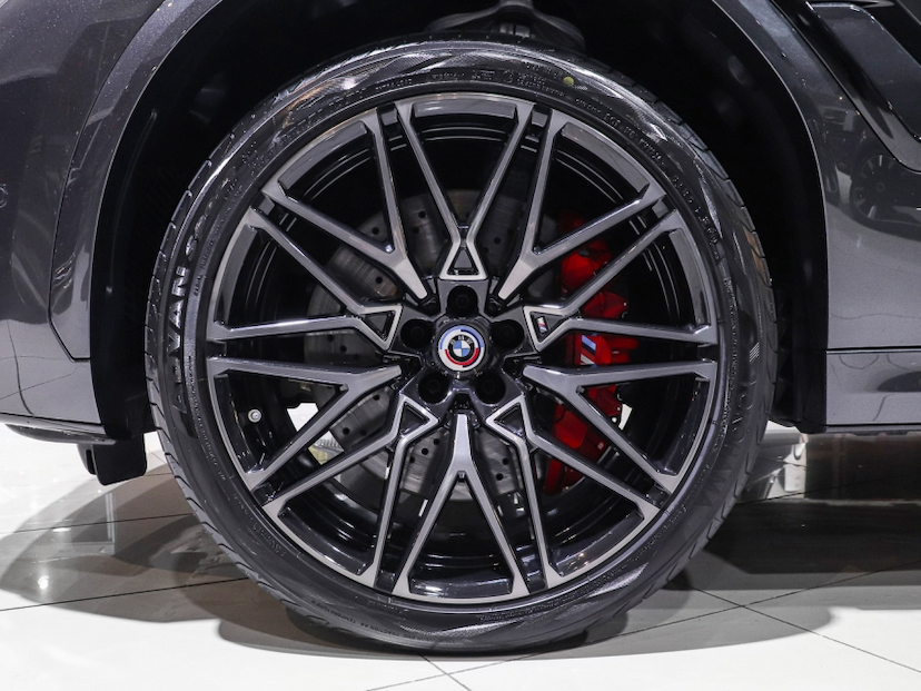 Foto do veículo BMW X6 4.4 V8 BITURBO GASOLINA M COMPETITION AUTOMÁTICO 2023 15.670 KM R$ 699.000,00