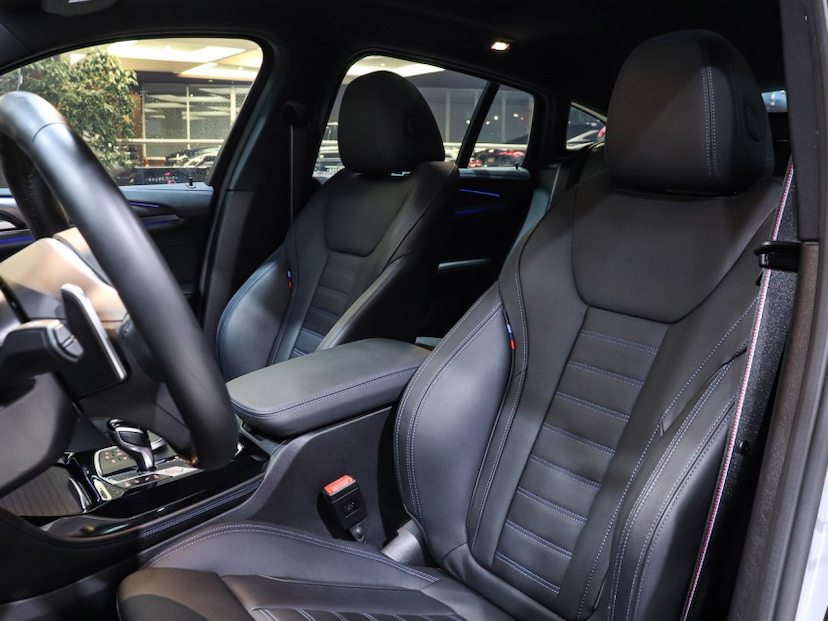 Foto do veículo BMW X4 2.0 16V GASOLINA XDRIVE20I M SPORT STEPTRONIC 2025 35.170 KM R$ 359.000,00
