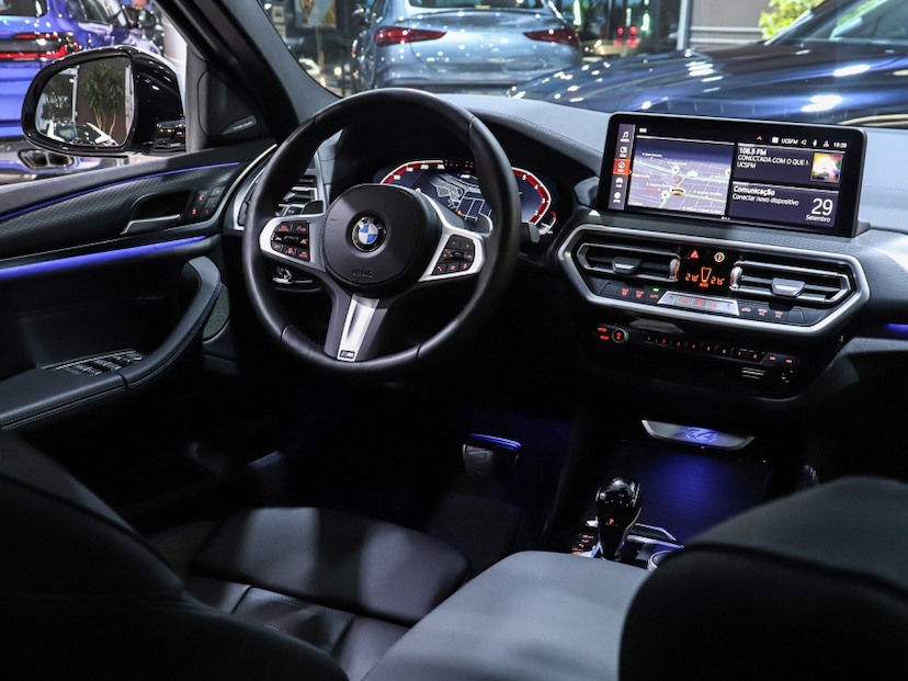 Foto do veículo BMW X4 2.0 16V GASOLINA XDRIVE20I M SPORT STEPTRONIC 2025 35.170 KM R$ 359.000,00