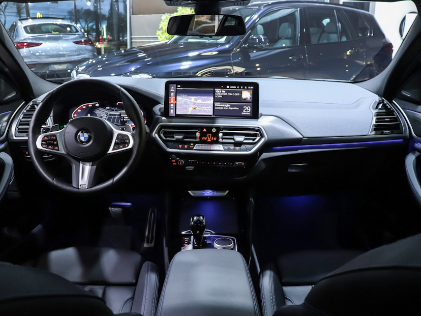 Foto do veículo BMW X4 2.0 16V GASOLINA XDRIVE20I M SPORT STEPTRONIC 2025 35.170 KM R$ 359.000,00