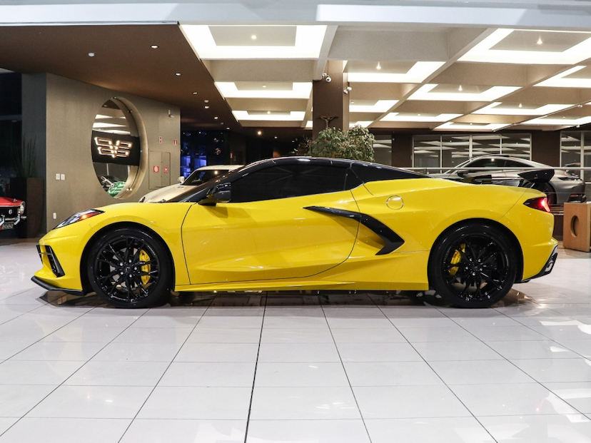 Foto do veículo Chevrolet CORVETTE 6.2 V8 LT1 GASOLINA STINGRAY CONVERSIVEL AUTOMÁTICO 2025 4.020 KM R$ 1.193.000,00