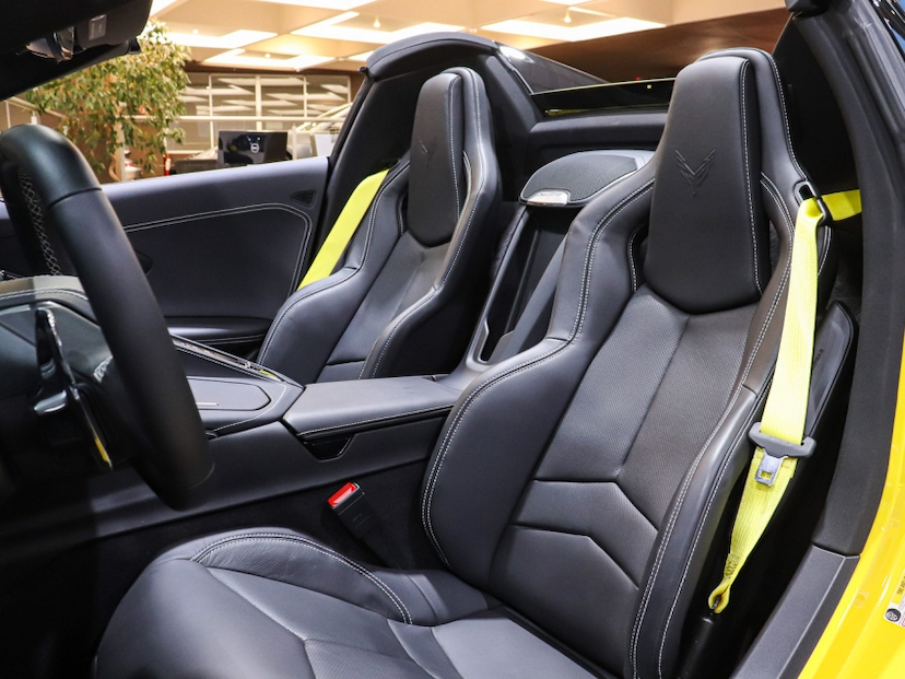 Foto do veículo Chevrolet CORVETTE 6.2 V8 LT1 GASOLINA STINGRAY CONVERSIVEL AUTOMÁTICO 2025 4.020 KM R$ 1.193.000,00