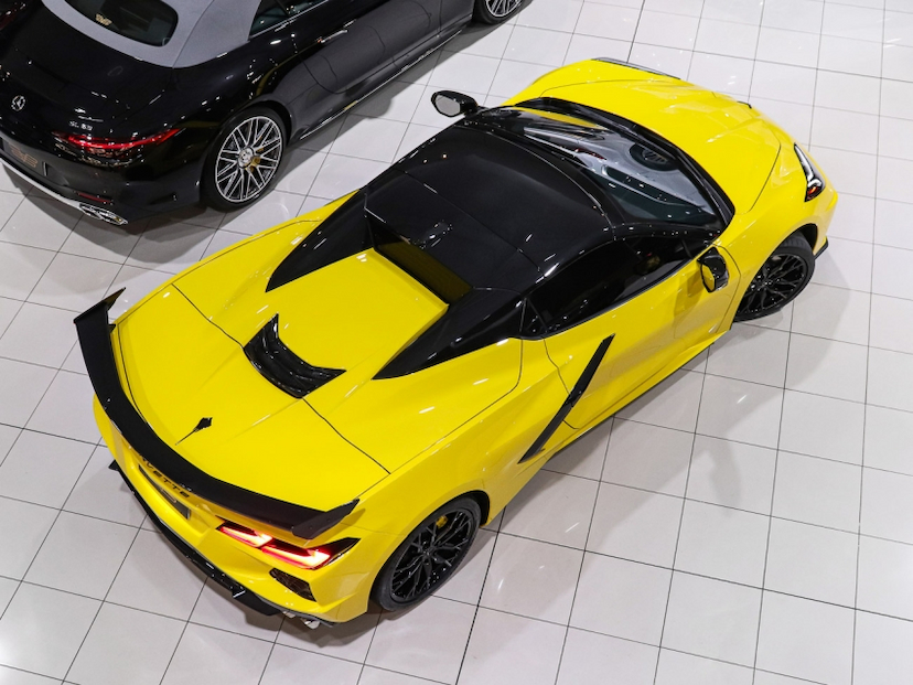 Foto do veículo Chevrolet CORVETTE 6.2 V8 LT1 GASOLINA STINGRAY CONVERSIVEL AUTOMÁTICO 2025 4.020 KM R$ 1.193.000,00