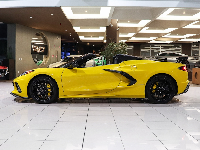 Foto do veículo Chevrolet CORVETTE 6.2 V8 LT1 GASOLINA STINGRAY CONVERSIVEL AUTOMÁTICO 2025 4.020 KM R$ 1.193.000,00
