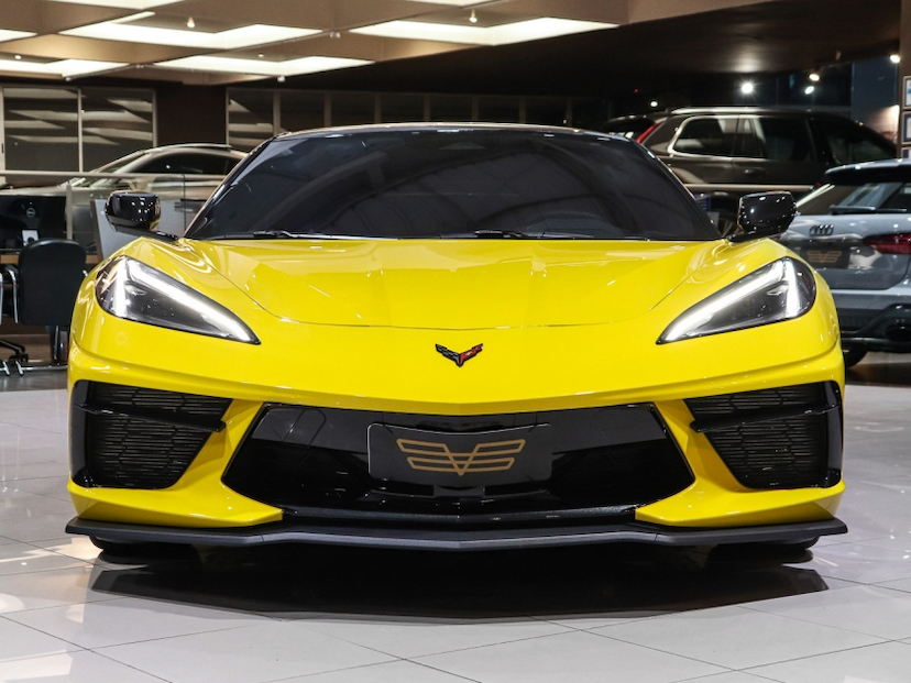 Foto do veículo Chevrolet CORVETTE 6.2 V8 LT1 GASOLINA STINGRAY CONVERSIVEL AUTOMÁTICO 2025 4.020 KM R$ 1.193.000,00