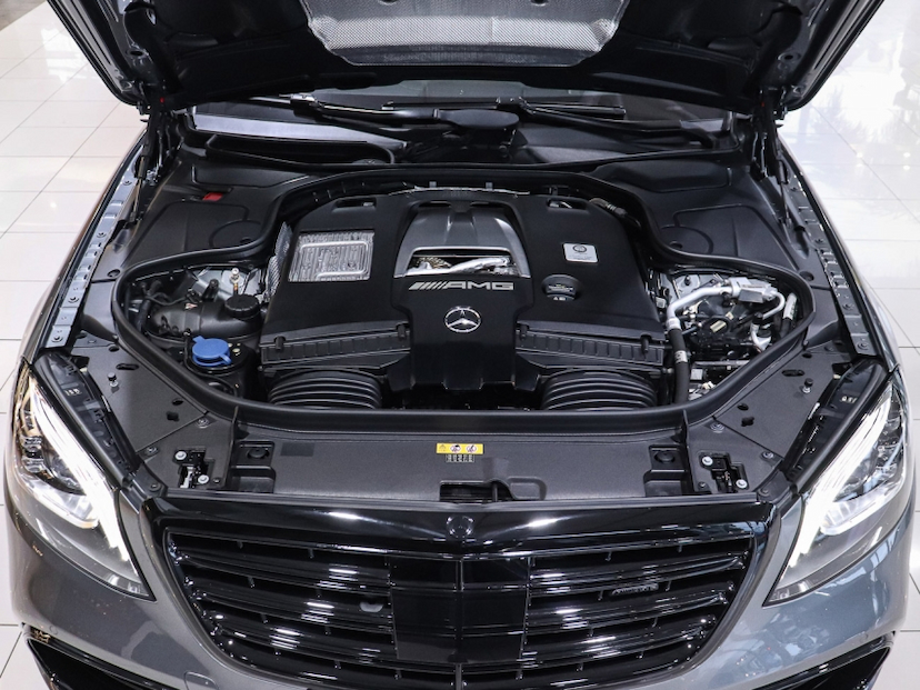 Foto do veículo MERCEDES-BENZ S 63 AMG 4.0 V8 TURBO GASOLINA L 4MATIC SPEEDSHIFT 2019 33.350 KM R$ 690.000,00