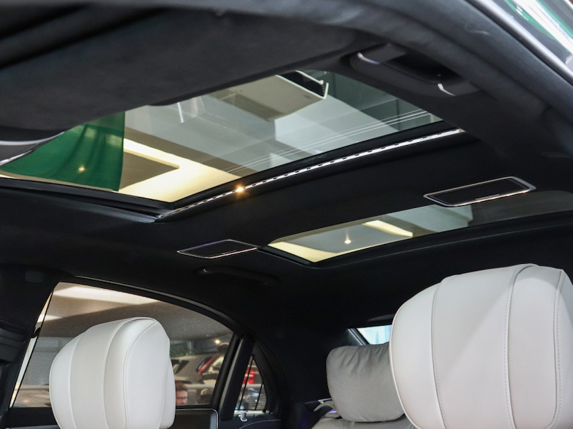 Foto do veículo MERCEDES-BENZ S 63 AMG 4.0 V8 TURBO GASOLINA L 4MATIC SPEEDSHIFT 2019 33.350 KM R$ 690.000,00