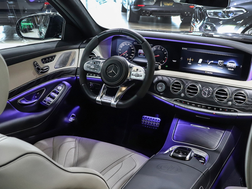 Foto do veículo MERCEDES-BENZ S 63 AMG 4.0 V8 TURBO GASOLINA L 4MATIC SPEEDSHIFT 2019 33.350 KM R$ 690.000,00