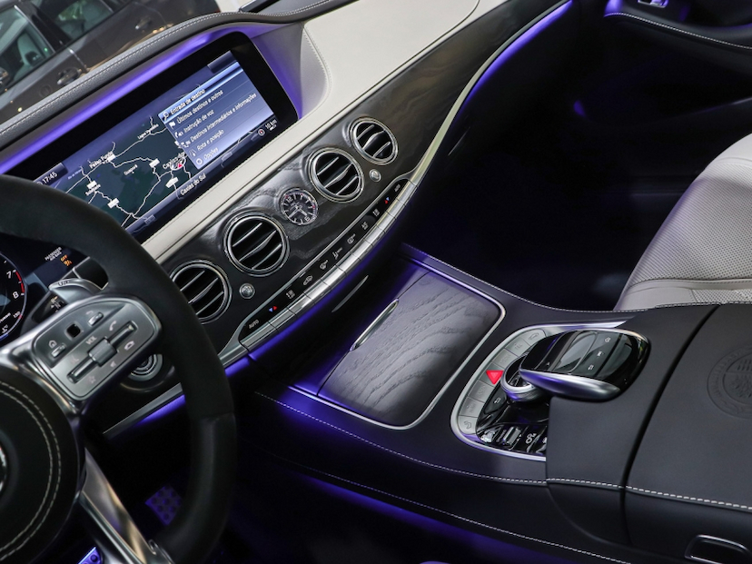 Foto do veículo MERCEDES-BENZ S 63 AMG 4.0 V8 TURBO GASOLINA L 4MATIC SPEEDSHIFT 2019 33.350 KM R$ 690.000,00