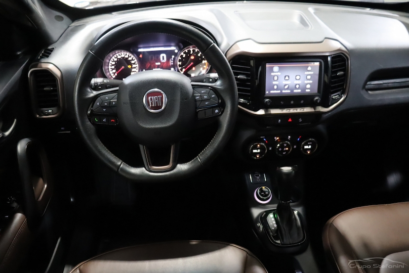 Foto do veículo FIAT TORO 2.0 16V TURBO DIESEL RANCH 4WD AT9 2020 47.108 KM 154.990,00