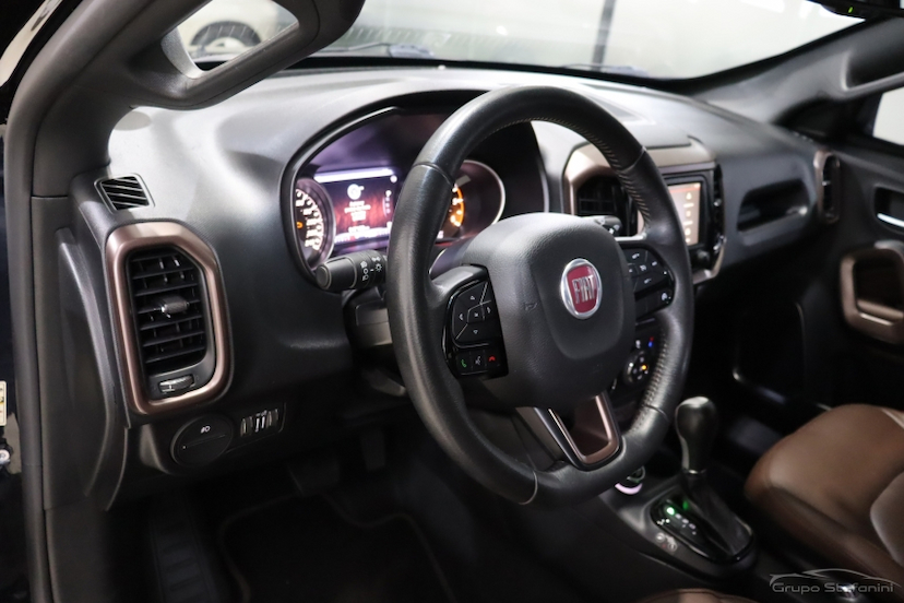Foto do veículo FIAT TORO 2.0 16V TURBO DIESEL RANCH 4WD AT9 2020 47.108 KM 154.990,00
