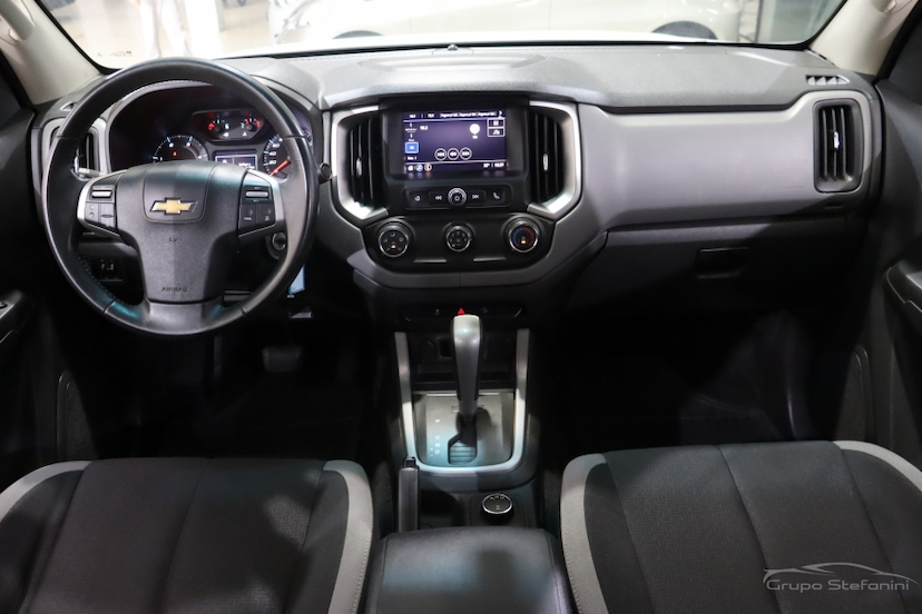 Foto do veículo CHEVROLET S10 2.8 16V TURBO DIESEL LT CD 4X4 AUTOMÁTICO 2023 68.205 KM 173.990,00