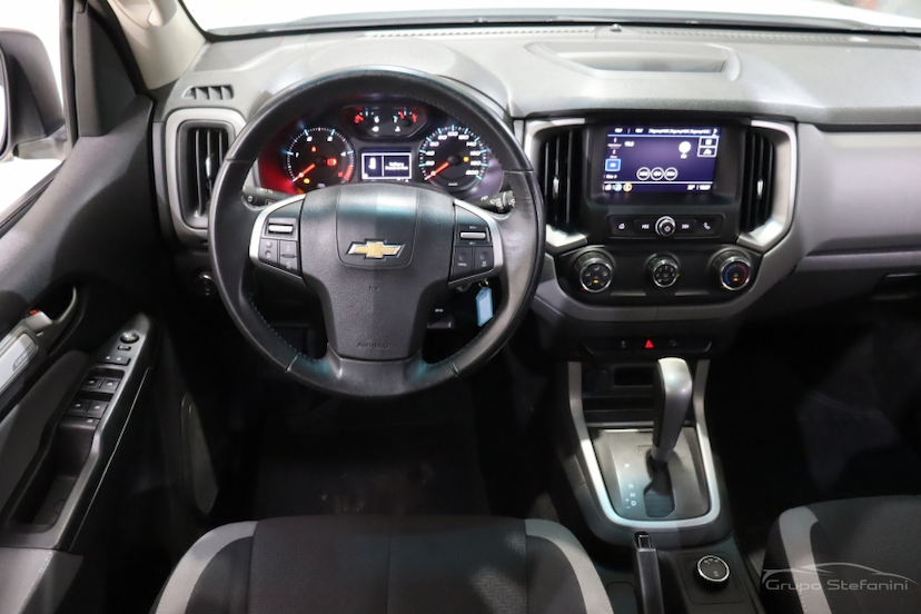 Foto do veículo CHEVROLET S10 2.8 16V TURBO DIESEL LT CD 4X4 AUTOMÁTICO 2023 68.205 KM 173.990,00