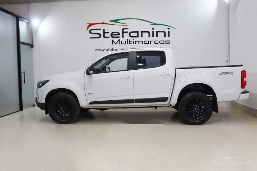 Foto do veículo CHEVROLET S10 2.8 16V TURBO DIESEL LT CD 4X4 AUTOMÁTICO 2023 68.205 KM 173.990,00