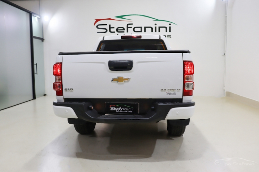 Foto do veículo CHEVROLET S10 2.8 16V TURBO DIESEL LT CD 4X4 AUTOMÁTICO 2023 68.205 KM 173.990,00