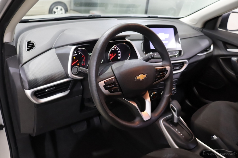 Foto do veículo CHEVROLET TRACKER 1.0 TURBO FLEX AUTOMÁTICO 2021 61.655 KM 92.990,00