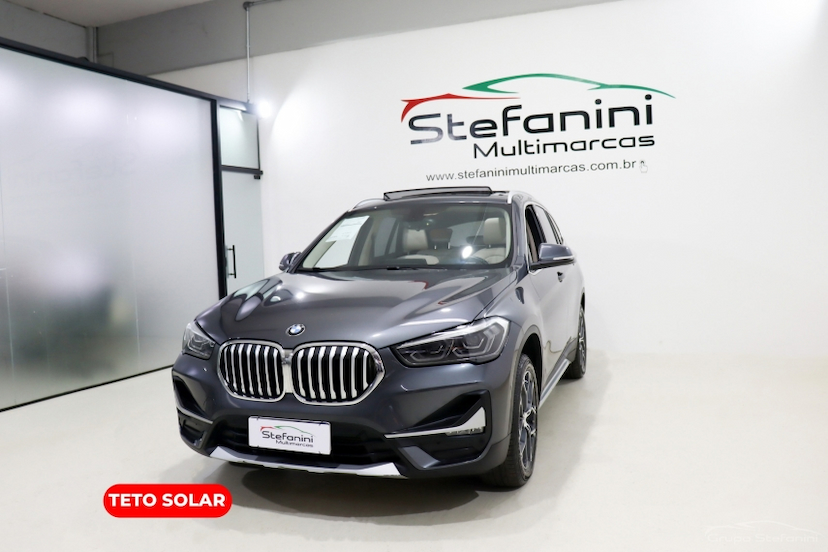 Foto do veículo BMW X1 2.0 16V TURBO ACTIVEFLEX SDRIVE20I 4P AUTOMÁTICO 2021 63.763 KM 179.990,00