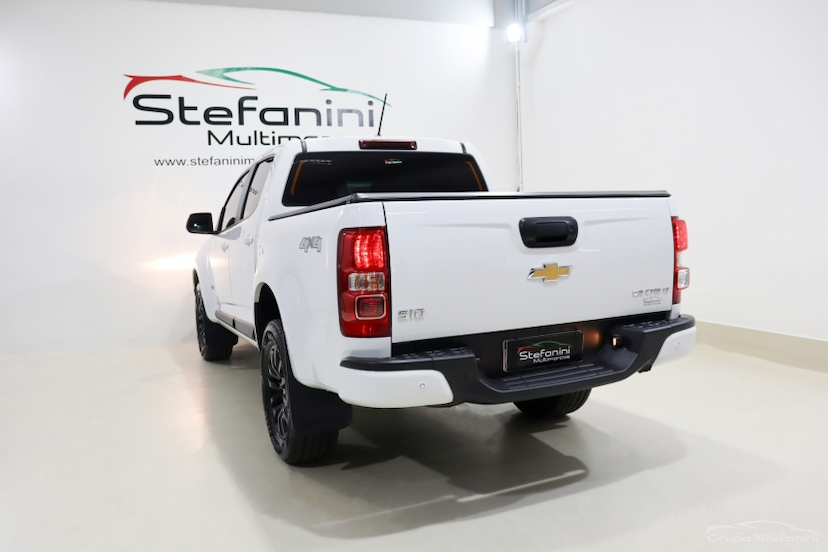 Foto do veículo CHEVROLET S10 2.8 16V TURBO DIESEL LT CD 4X4 AUTOMÁTICO 2023 90.459 KM 172.990,00