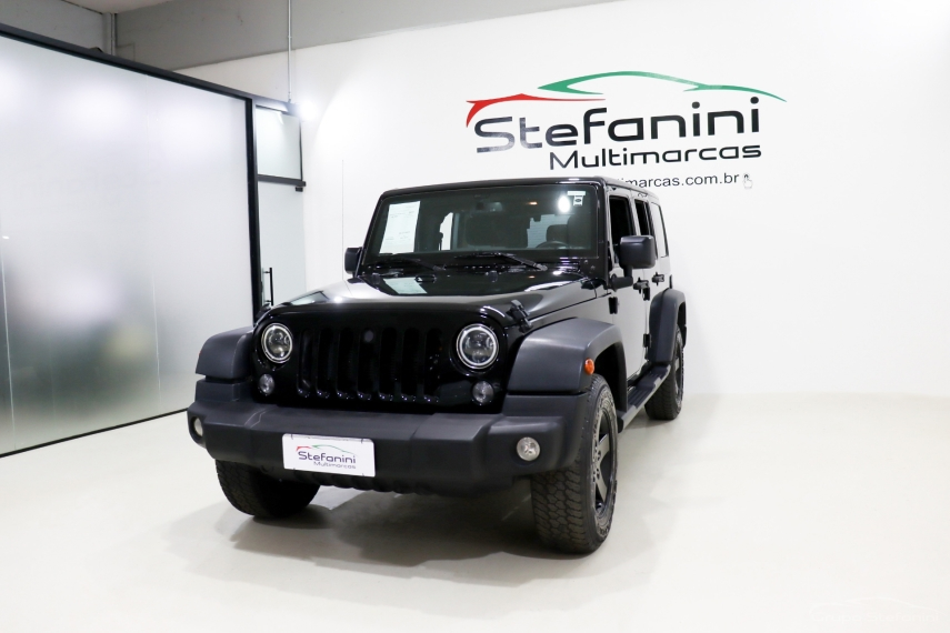 Foto do veículo JEEP WRANGLER 3.6 UNLIMITED SPORT 4X4 V6 GASOLINA 4P AUTOMÁTICO 2015/2015 89.400 KM R$ 214.990,00