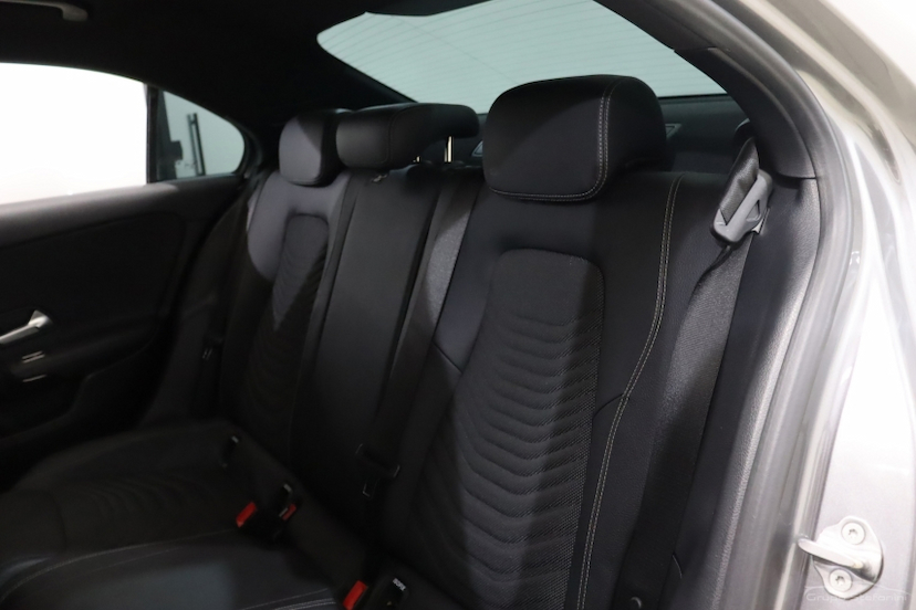 Foto do veículo MERCEDES-BENZ A 200 1.3 CGI GASOLINA STYLE SEDAN 7G-DCT 2019 61.071 KM 153.990,00