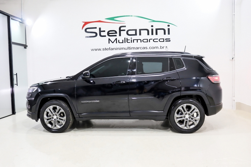 Foto do veículo JEEP COMPASS 1.3 T270 TURBO FLEX LONGITUDE AT6 2024 27.471 KM 159.990,00