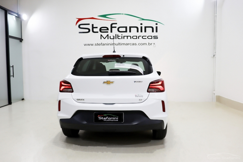 Foto do veículo CHEVROLET ONIX 1.0 FLEX LT MANUAL 2023 56.809 KM 71.990,00