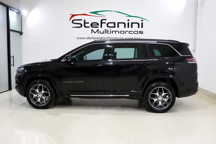Foto do veículo JEEP COMMANDER 2.0 TD380 TURBO DIESEL OVERLAND AT9 2022 51.966 KM 175.990,00