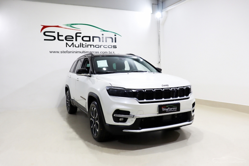 Foto do veículo JEEP COMMANDER 1.3 T270 TURBO FLEX LIMITED AT6 2023 35.495 KM 176.990,00
