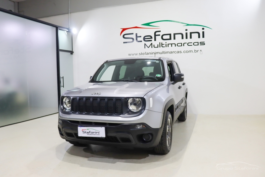 Foto do veículo JEEP RENEGADE 1.8 16V FLEX 4P AUTOMÁTICO 2019/2020 69.659 KM R$ 74.990,00